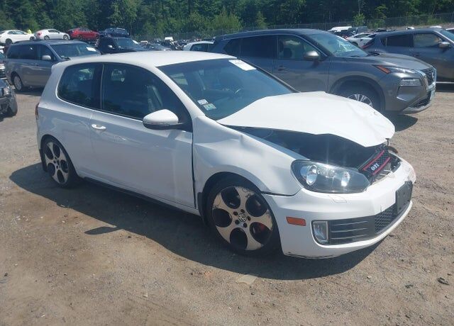 2013 VOLKSWAGEN Golf GTI