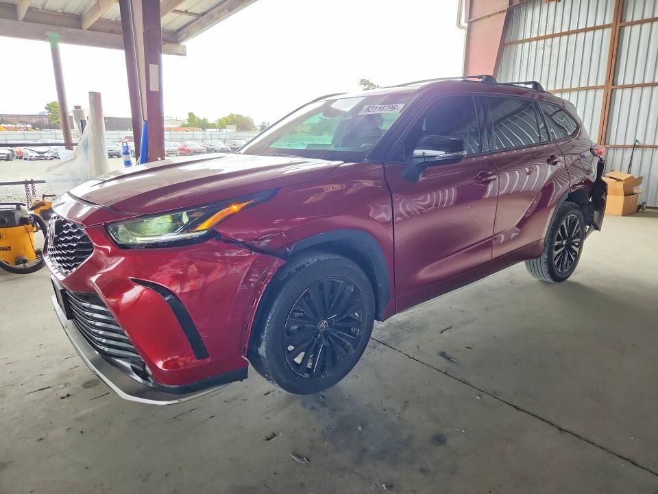 2024 TOYOTA Highlander