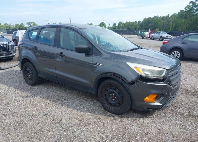 2017 FORD Escape