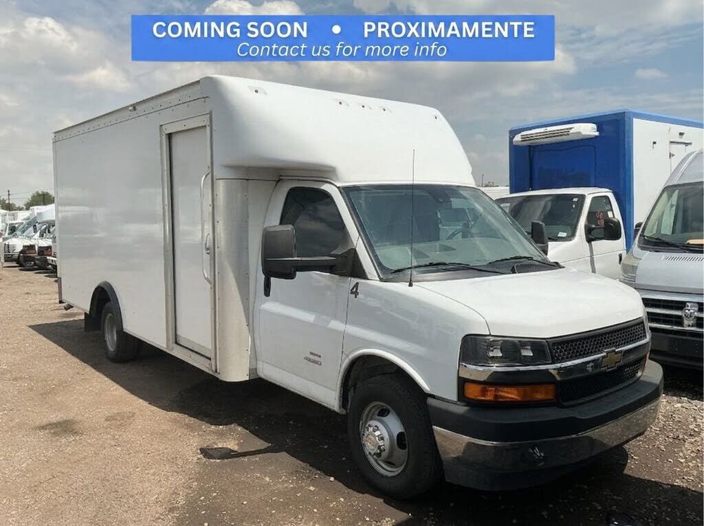 2022 CHEVROLET Express