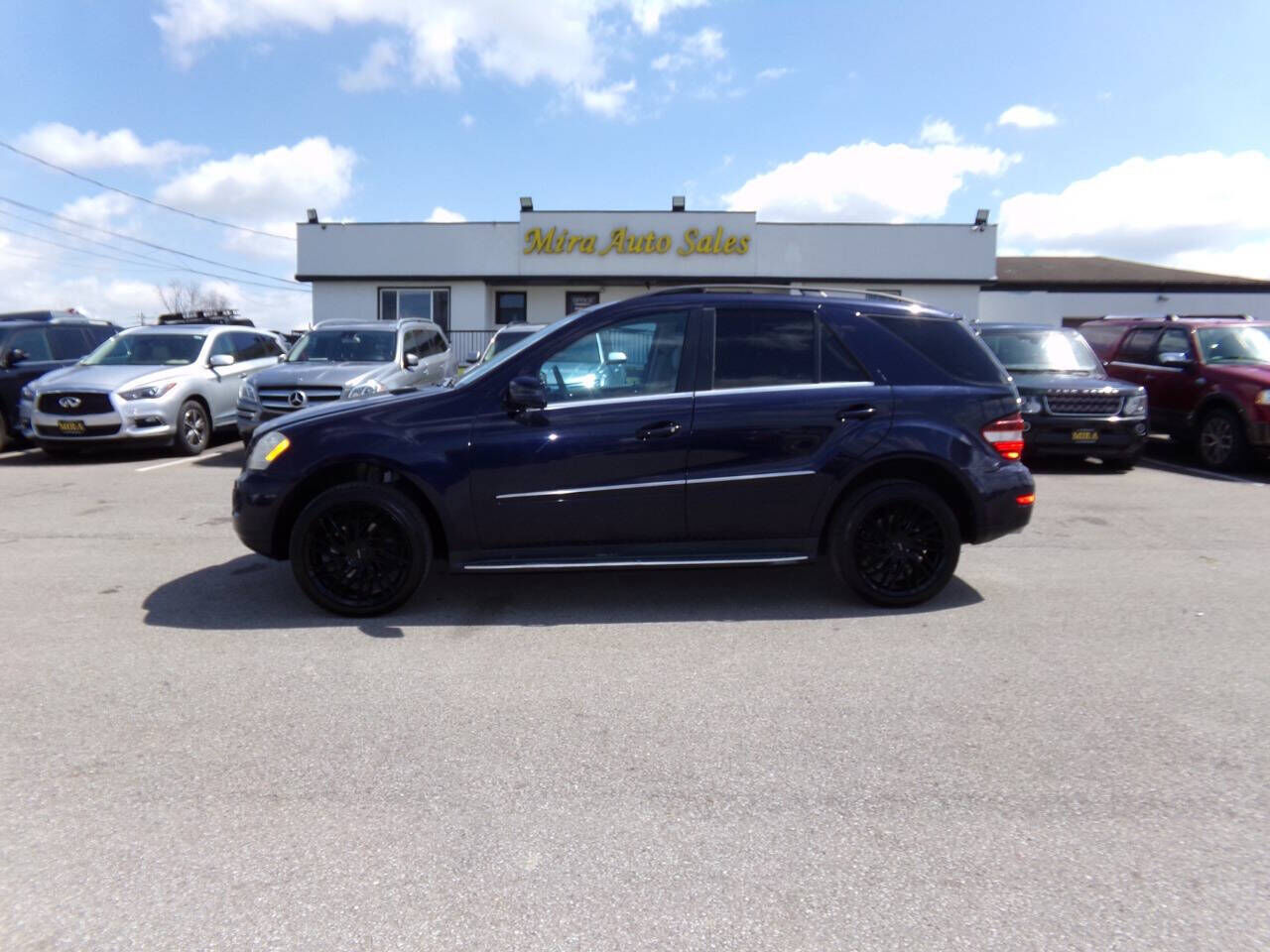 2011 MERCEDES-BENZ M-Class