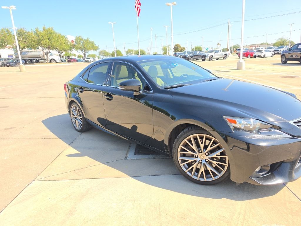 2016 LEXUS IS