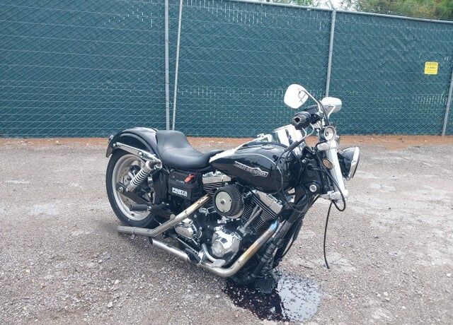 2012 HARLEY DAVIDSON Dyna Super Glide Custom