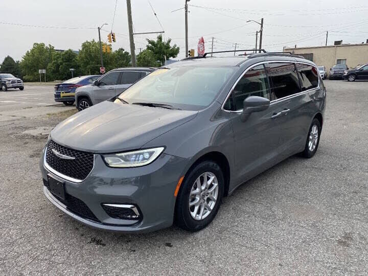 2022 CHRYSLER Pacifica