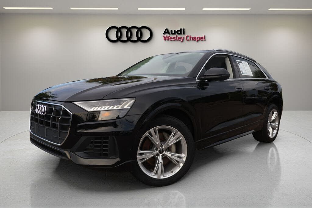 2023 AUDI Q8