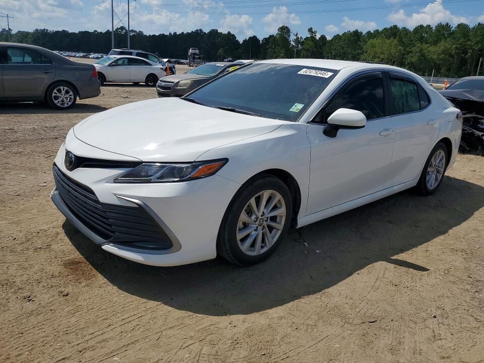 2023 TOYOTA Camry