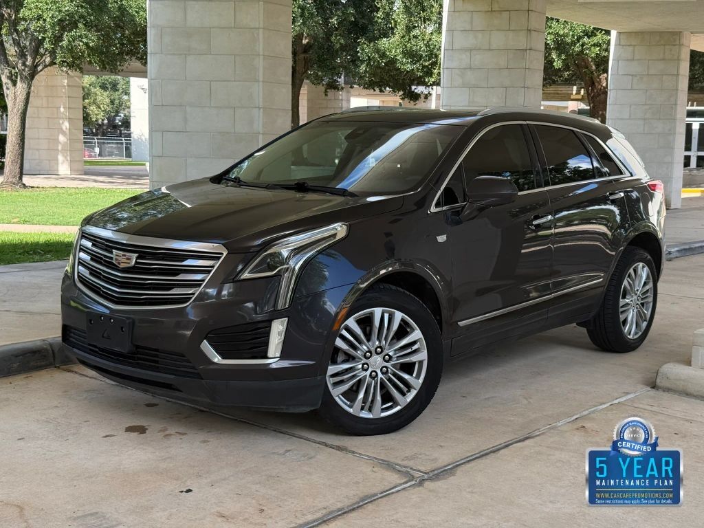 2017 CADILLAC XT5
