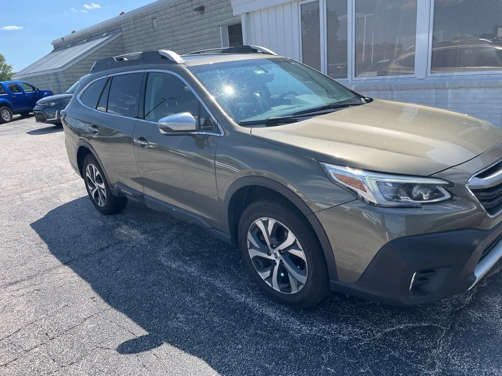 2022 SUBARU Outback