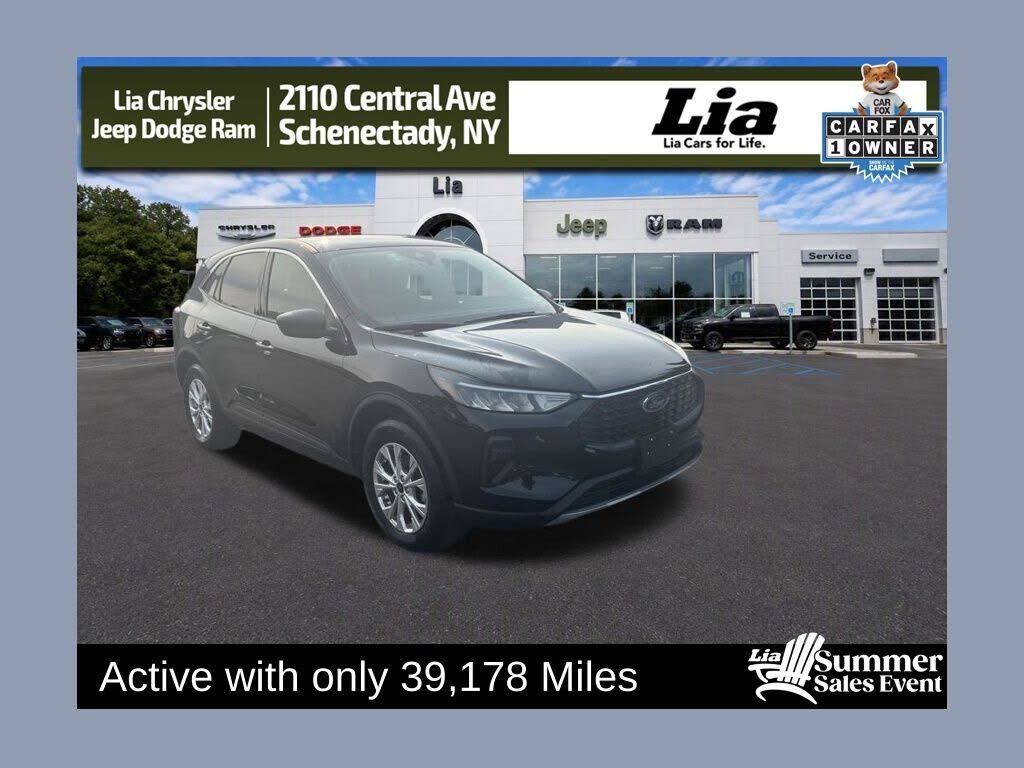 2024 FORD Escape