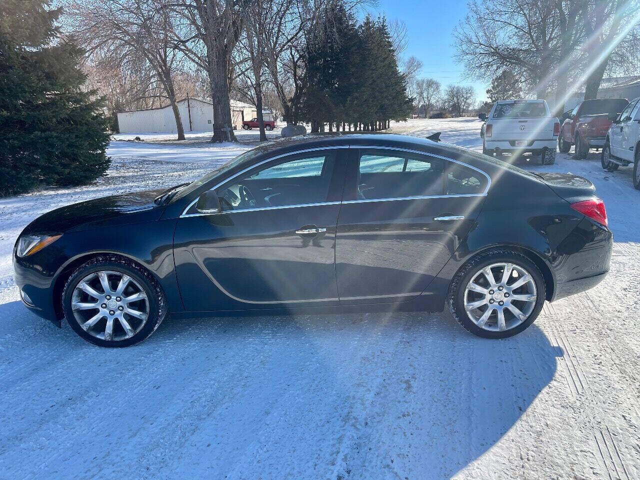 2012 BUICK Regal