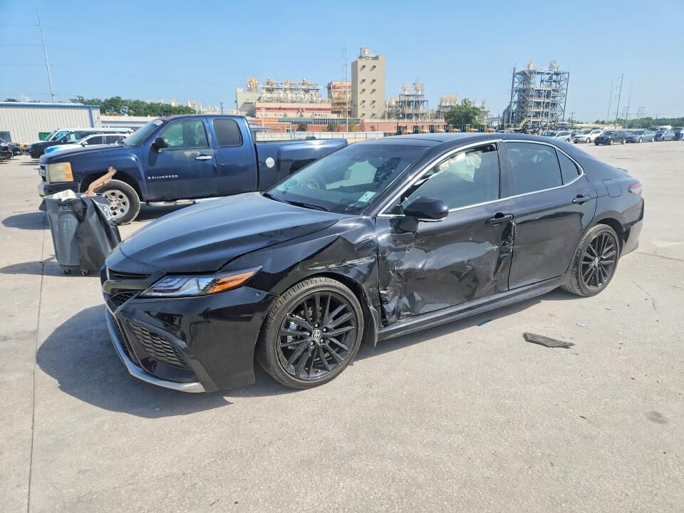 2024 TOYOTA Camry