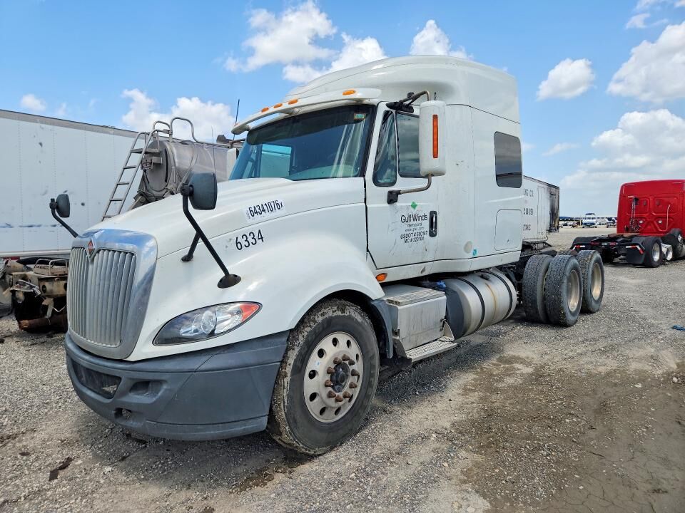 2017 INTERNATIONAL LF687