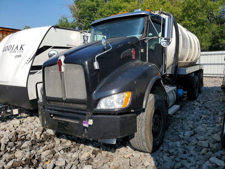 2021 KENWORTH T4 Series