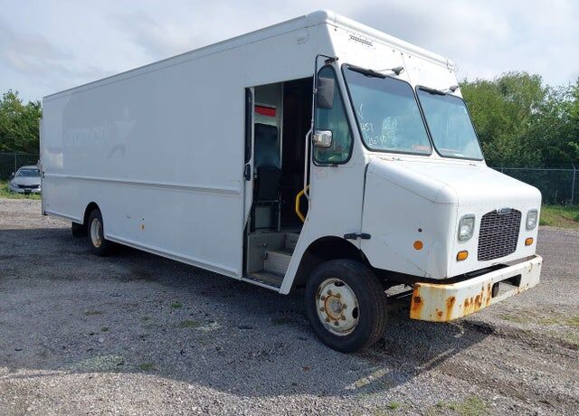 2012 FREIGHTLINER MT 55G Front Gasoline Engine Walk in Van Chassis