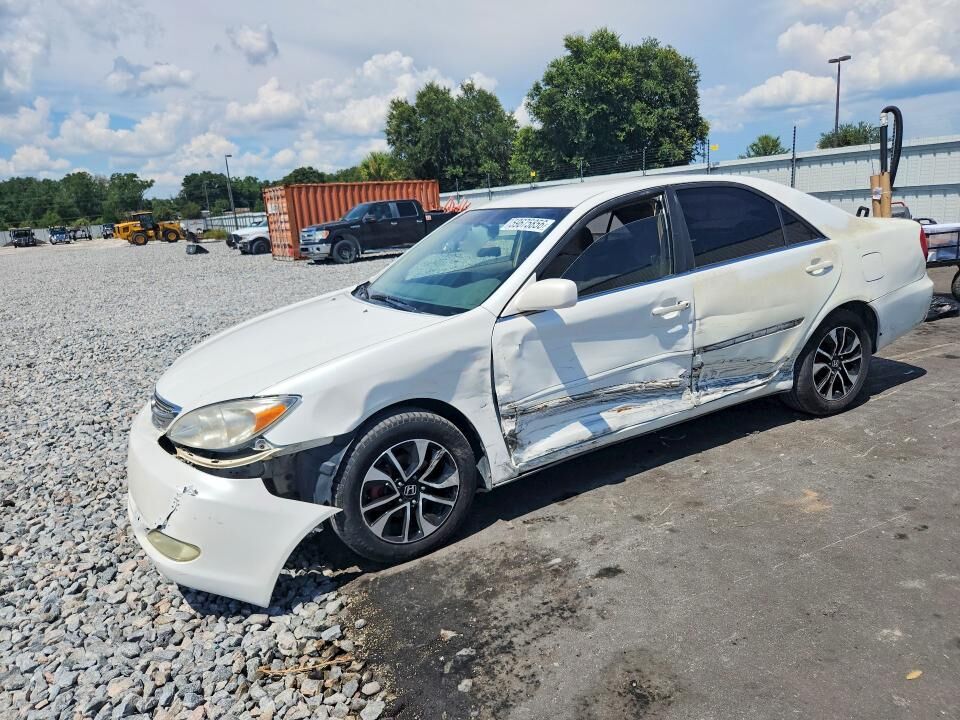 2004 TOYOTA Camry