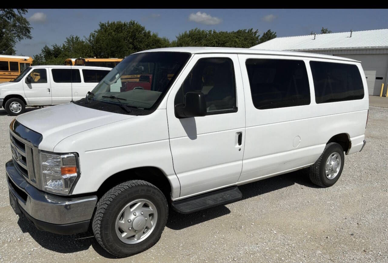 2014 FORD E-350