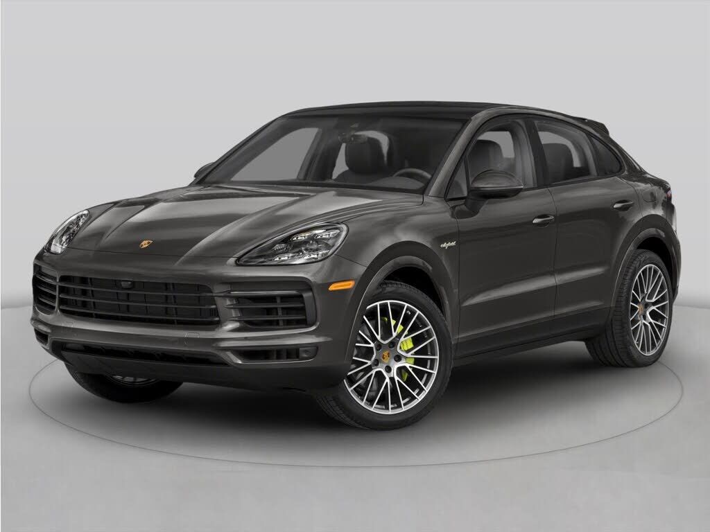 2022 PORSCHE Cayenne