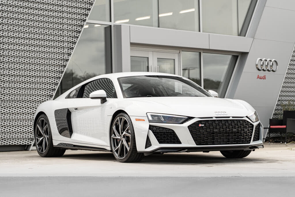 2023 AUDI R8