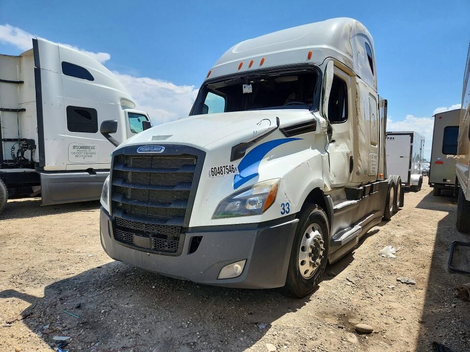 2020 FREIGHTLINER New Cascadia 126" Sleepercab