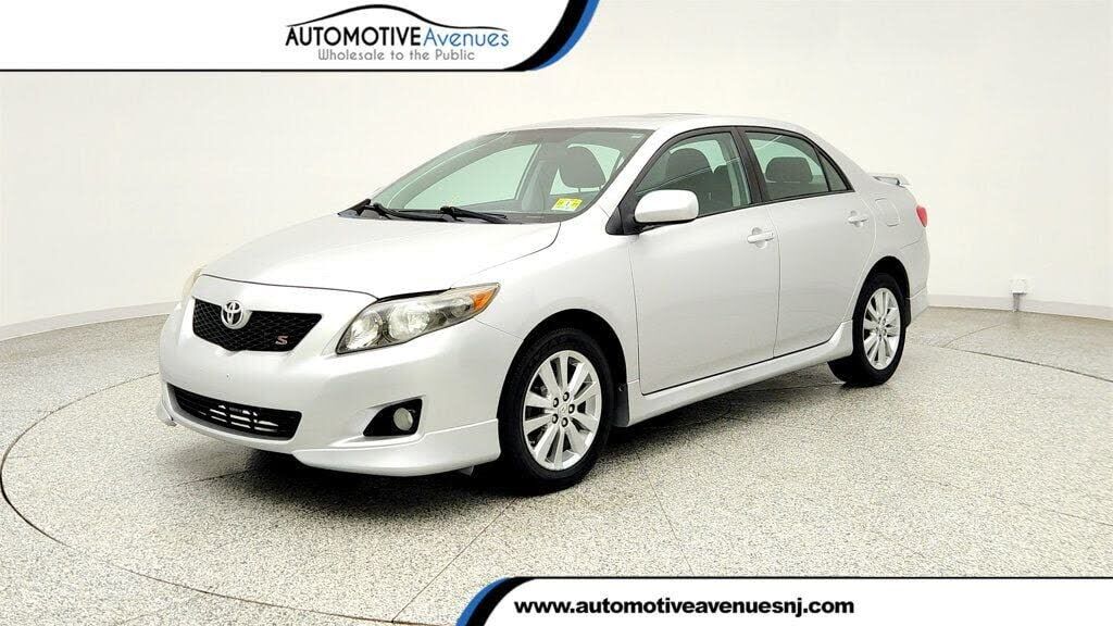 2010 TOYOTA Corolla