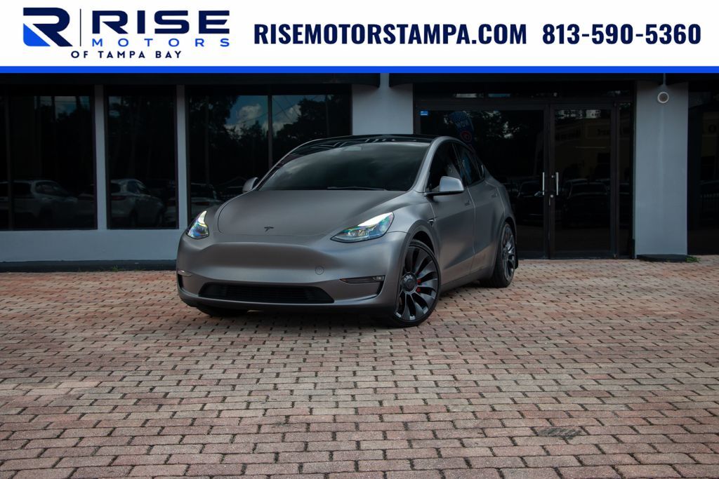 2023 TESLA Model Y