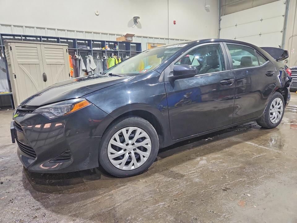2018 TOYOTA Corolla