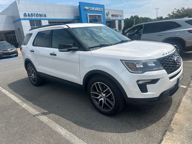 2018 FORD Explorer