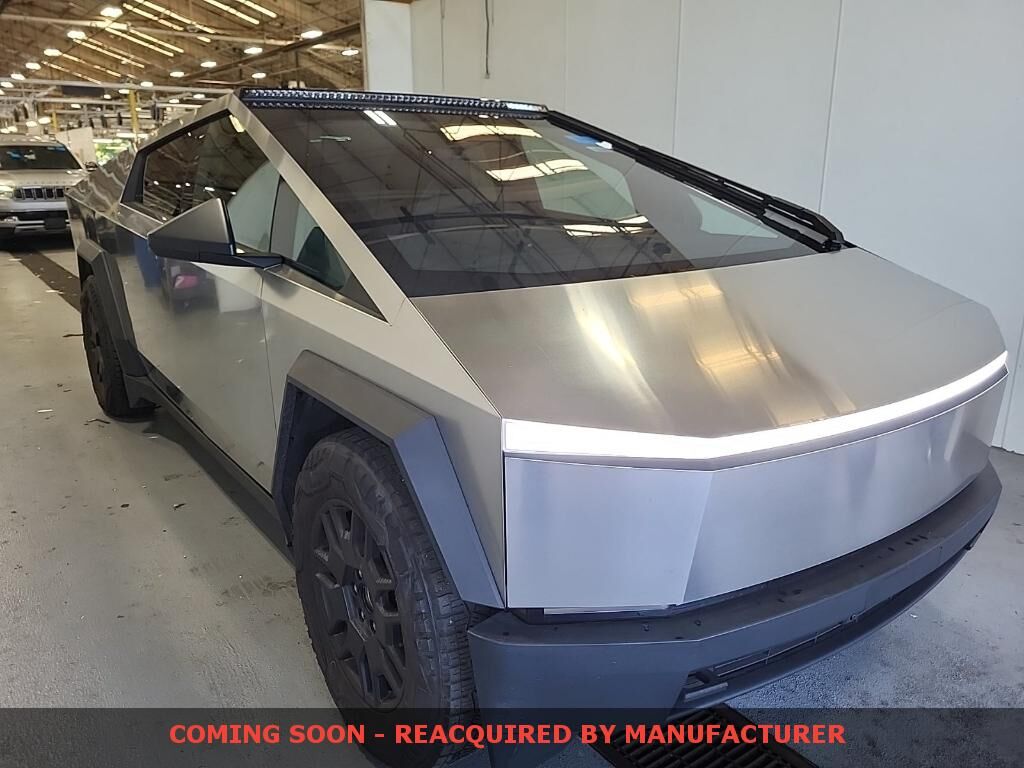 2024 TESLA Cybertruck