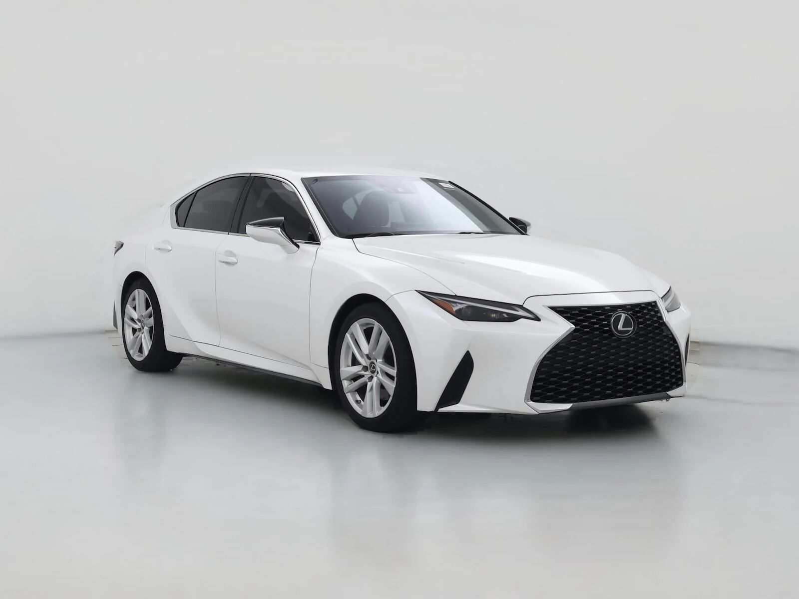 2022 LEXUS IS