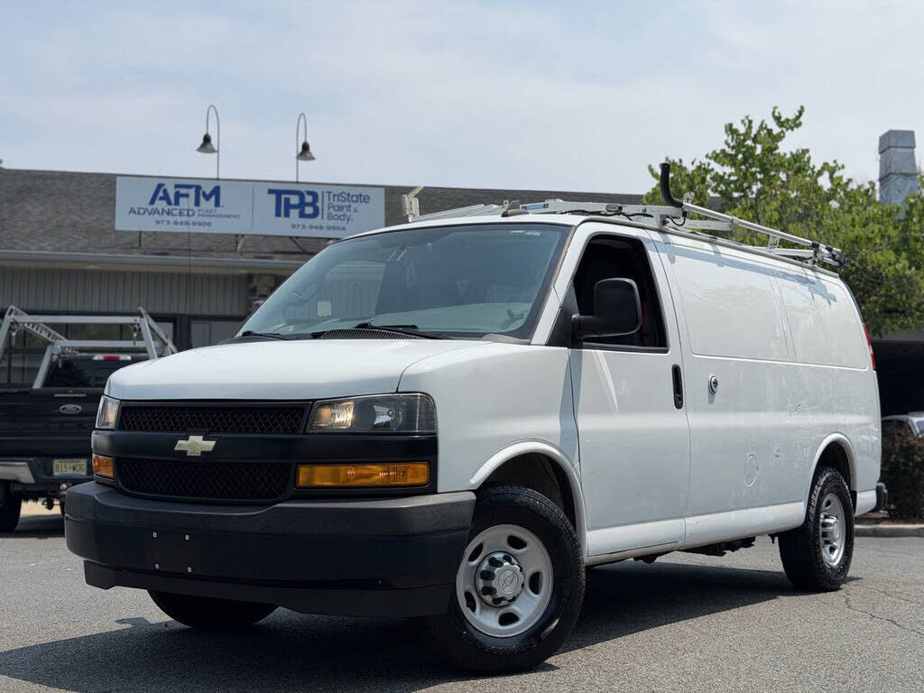 2018 CHEVROLET Express
