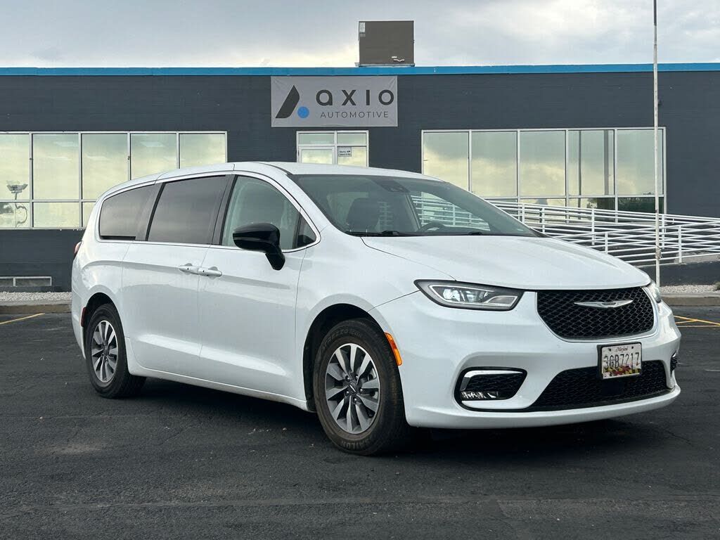 2024 CHRYSLER Pacifica