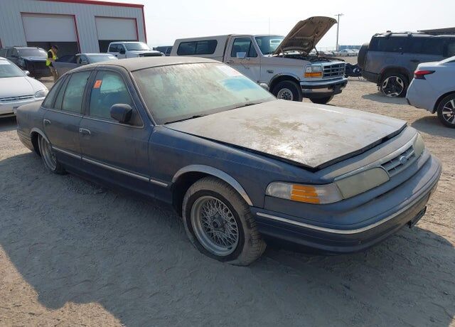 1997 FORD Crown Victoria