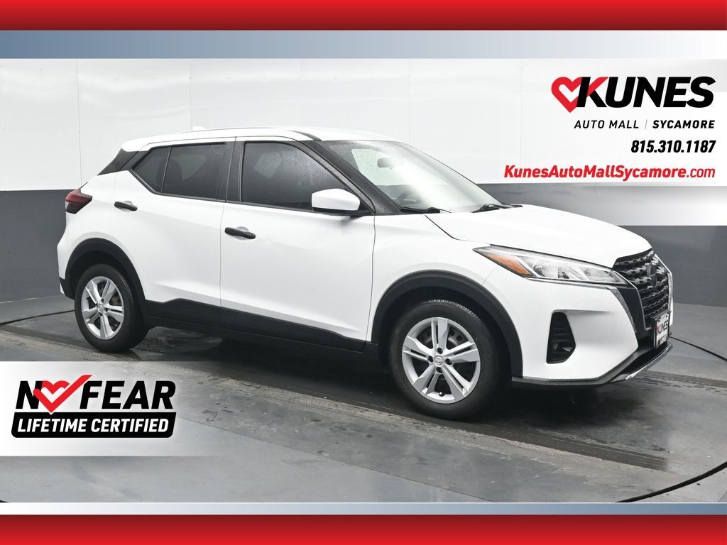2021 NISSAN Kicks