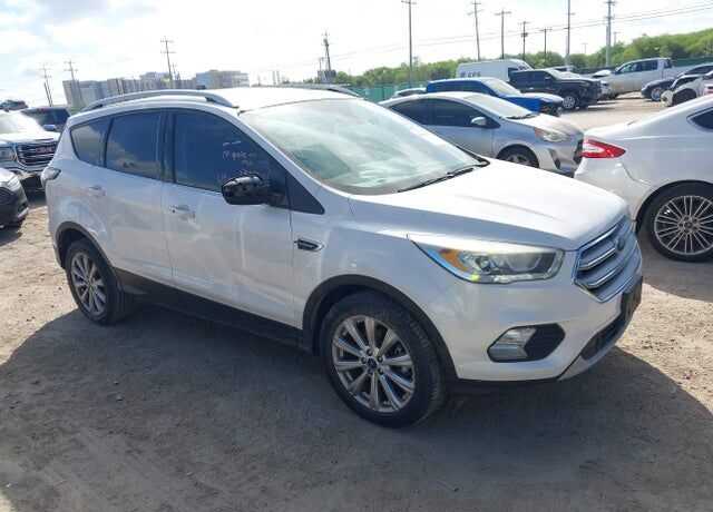 2017 FORD Escape