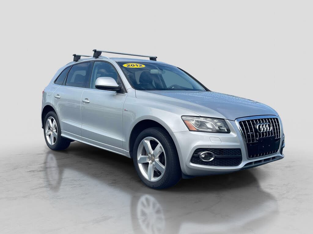 2012 AUDI Q5