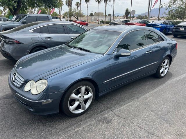 2005 MERCEDES-BENZ CLK-Class