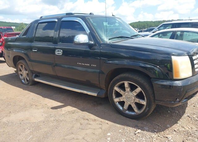2005 CADILLAC Escalade
