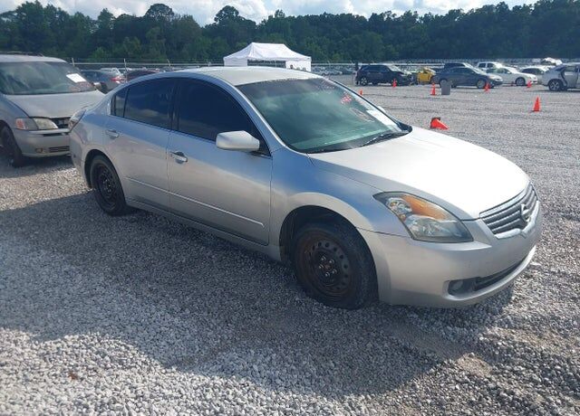 2010 NISSAN Altima
