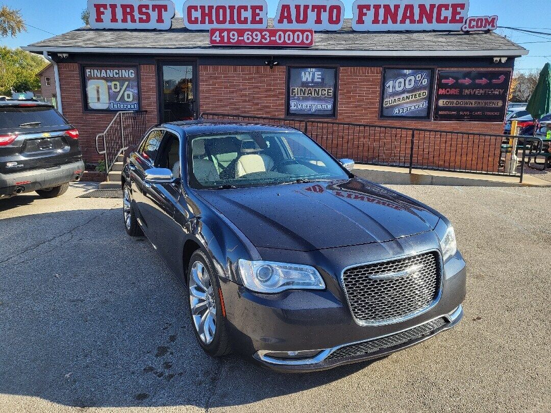 2018 CHRYSLER 300