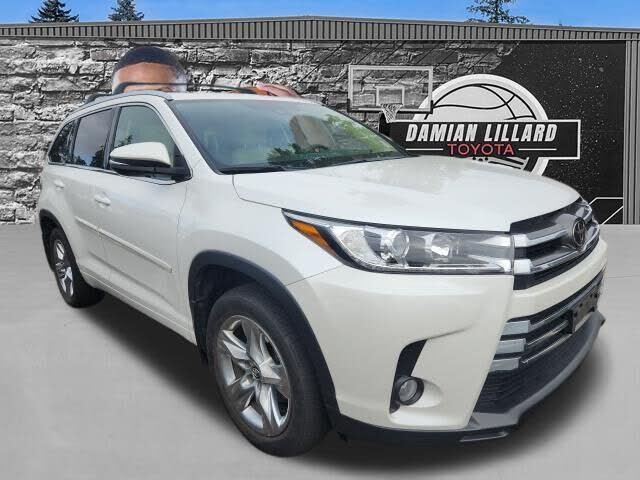 2018 TOYOTA Highlander