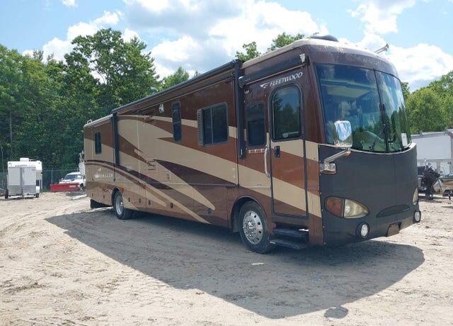 2005 SPARTAN MOTORS CHASSIS Mountain Master