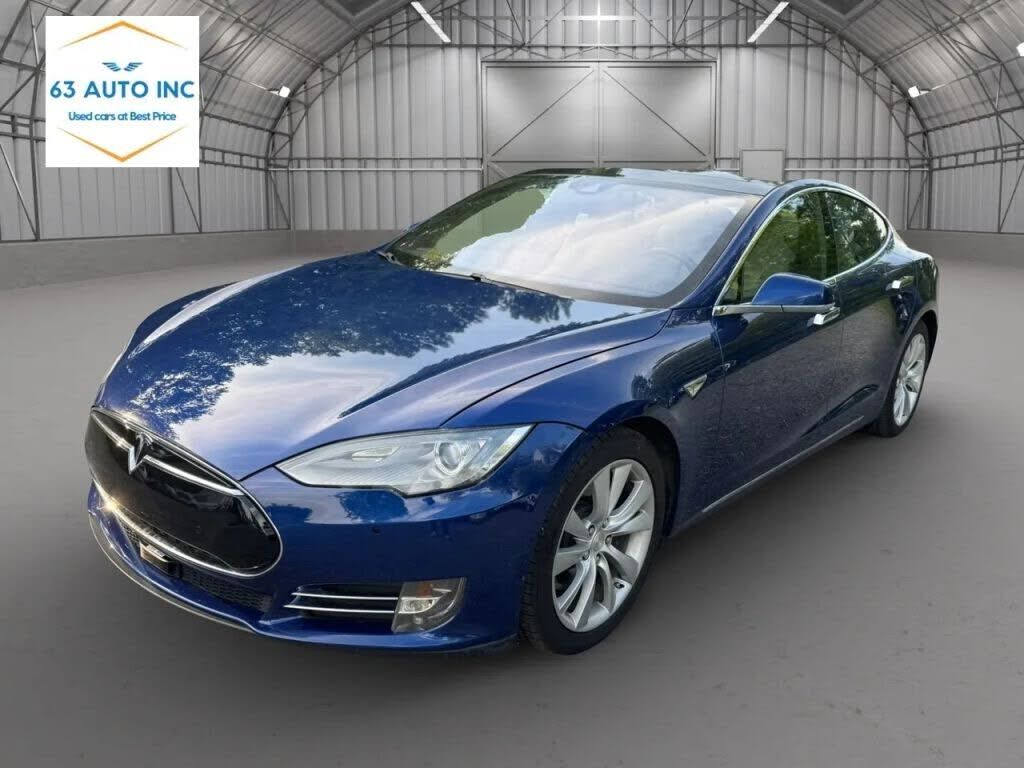 2016 TESLA Model S