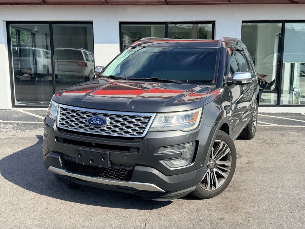 2017 FORD Explorer