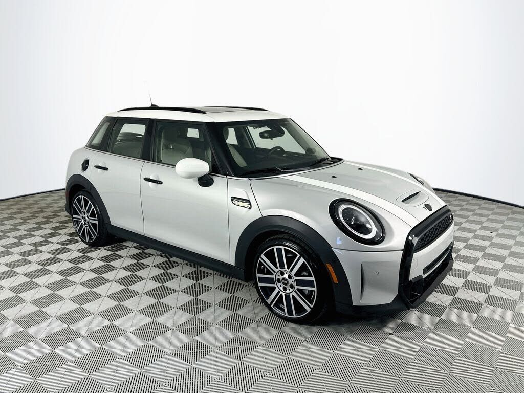 2022 MINI Hardtop
