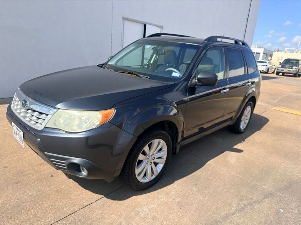 2012 SUBARU Forester