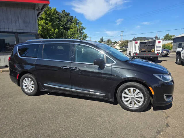 2018 CHRYSLER Pacifica