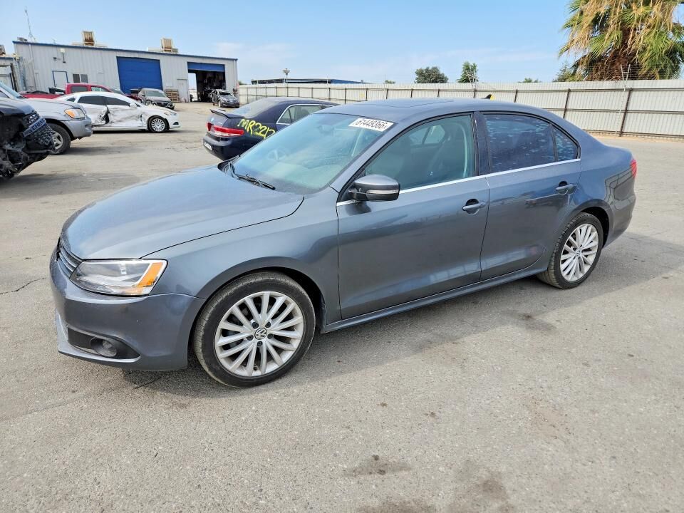 2013 VOLKSWAGEN Jetta