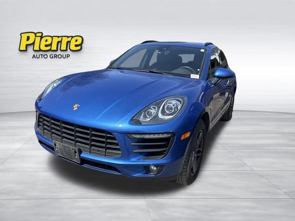 2018 PORSCHE Macan