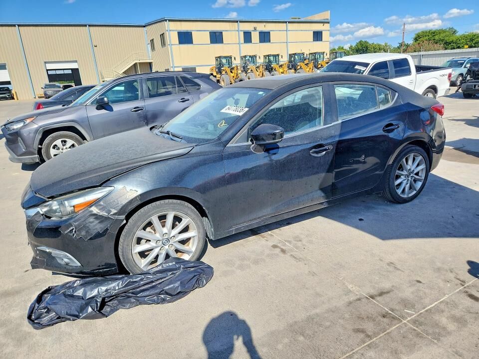 2017 MAZDA Mazda3