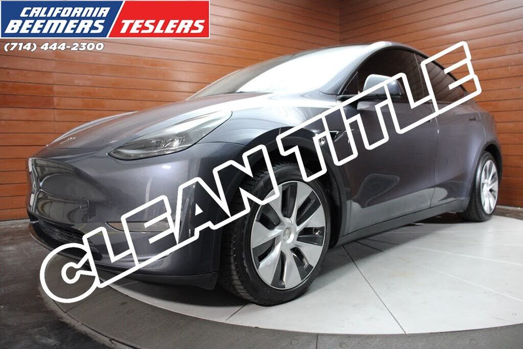 2023 TESLA Model Y